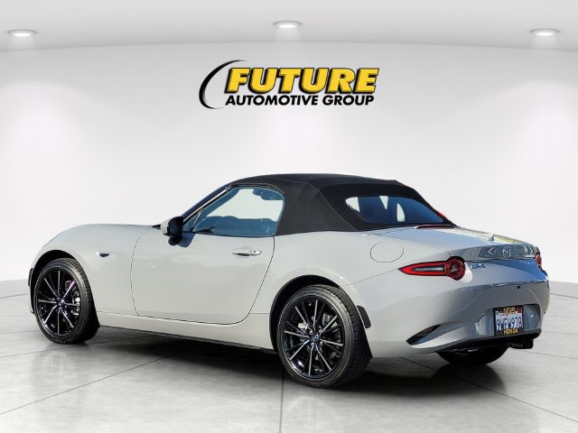 Used 2025 MAZDA MX-5 Miata Grand Touring w/ Weather Package RWD image 7