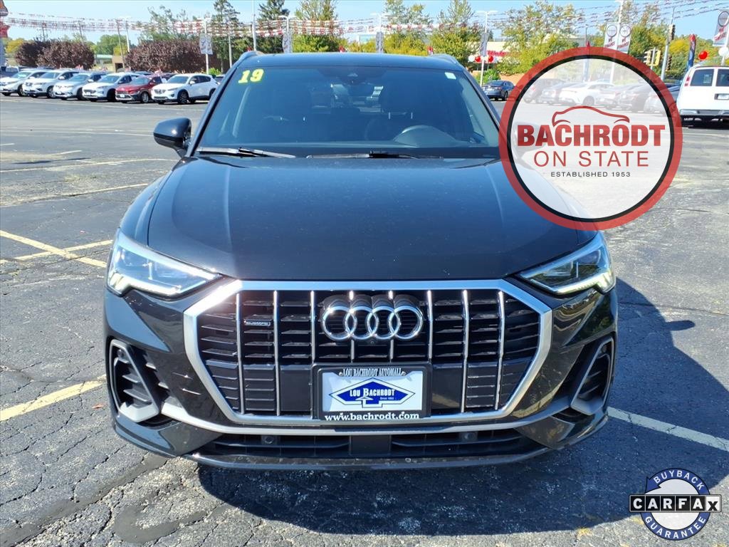Used 2019 Audi Q3 2.0T Prestige w/ Prestige Package image 3