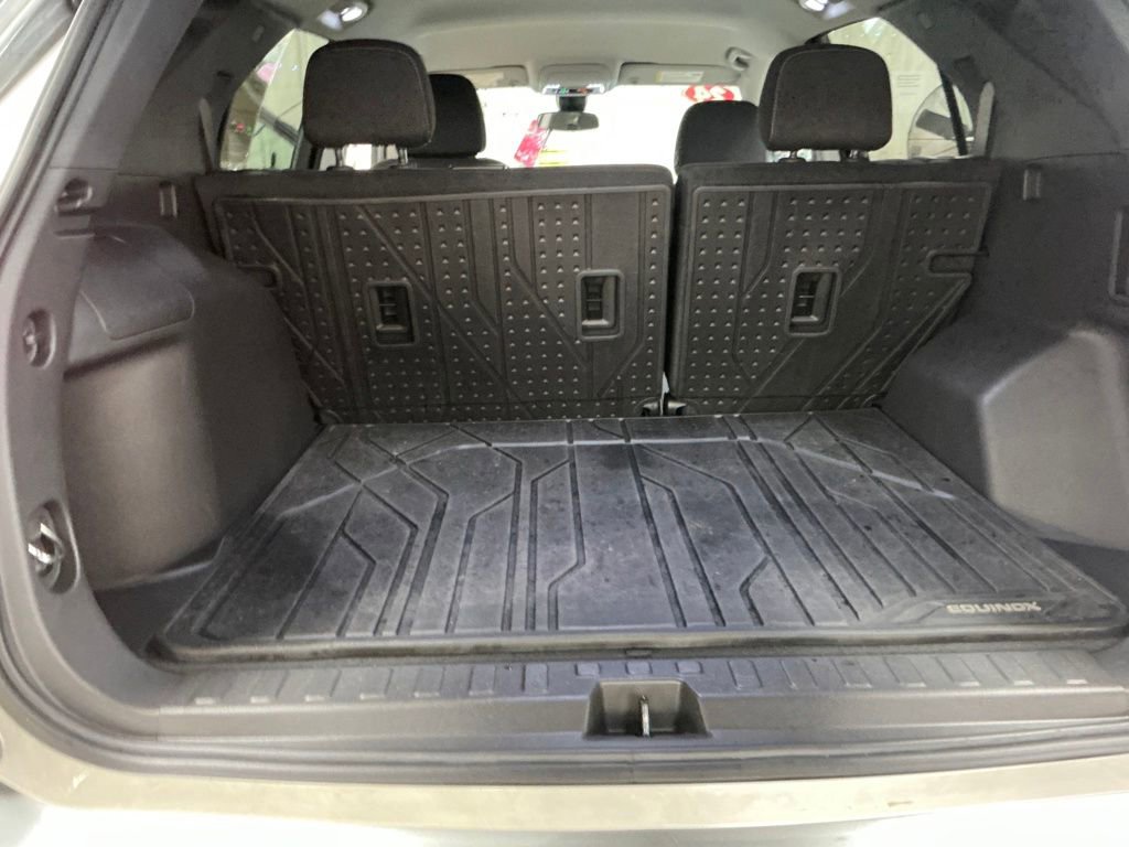 Used 2024 Chevrolet Equinox LT image 23