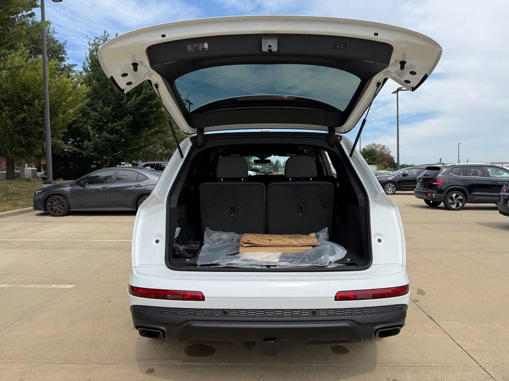 New 2026 Audi Q7 2.0T Premium AWD/4WD image 24