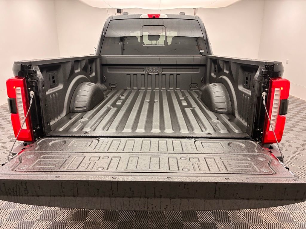 New 2026 Ford F350 XLT image 8