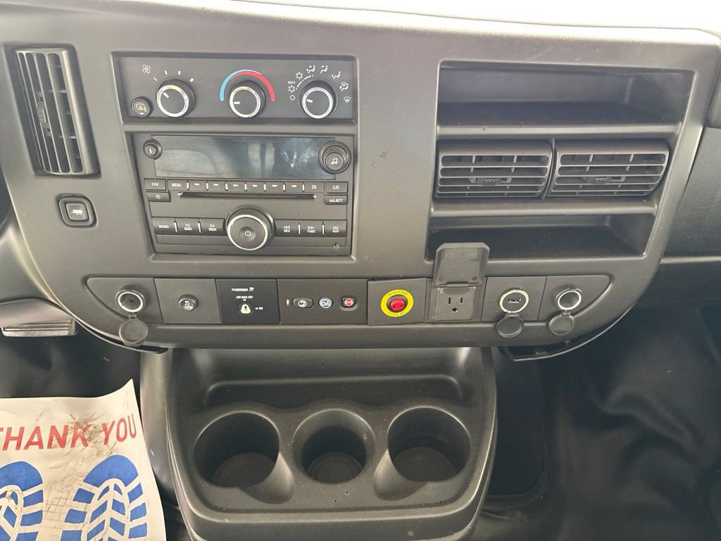 Used 2018 Chevrolet Express 2500 w/ Driver Convenience Package RWD image 13