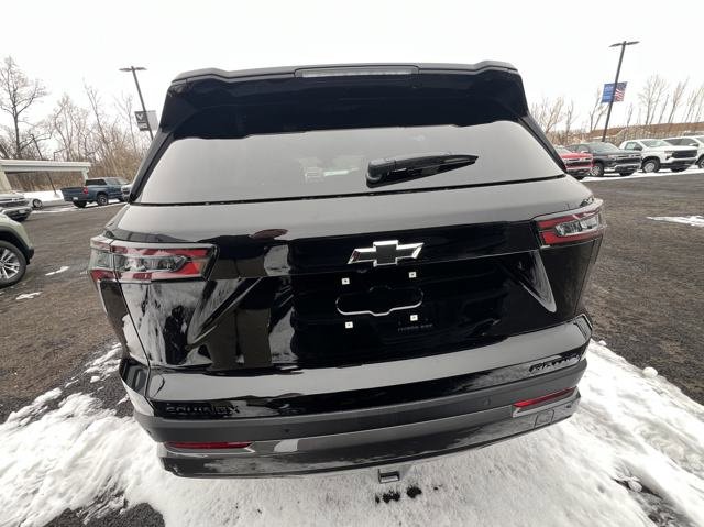 New 2025 Chevrolet Equinox ACTIV w/ LPO, Floor Liner Package image 4
