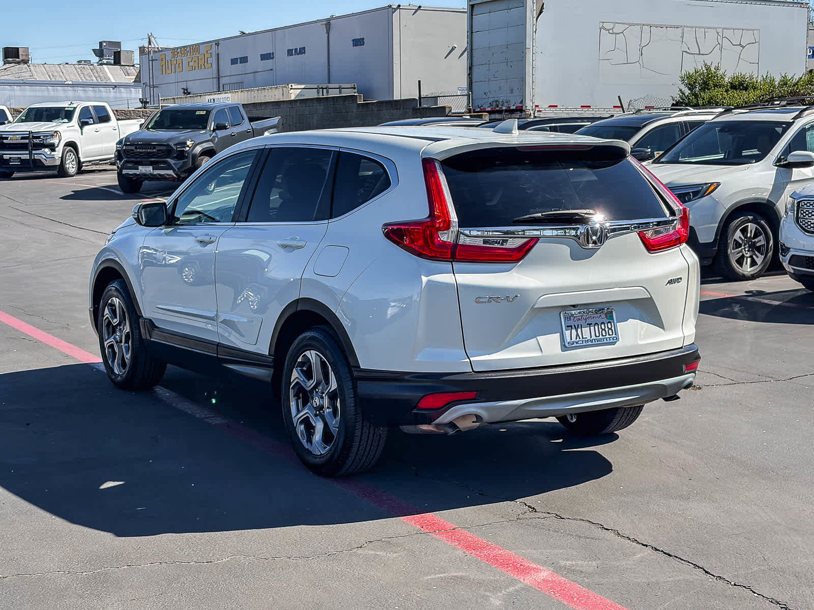 Used 2017 Honda CR-V EX-L image 2