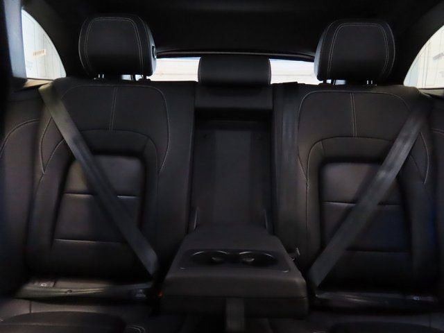 Used 2024 Jaguar F-PACE R-Dynamic S image 32