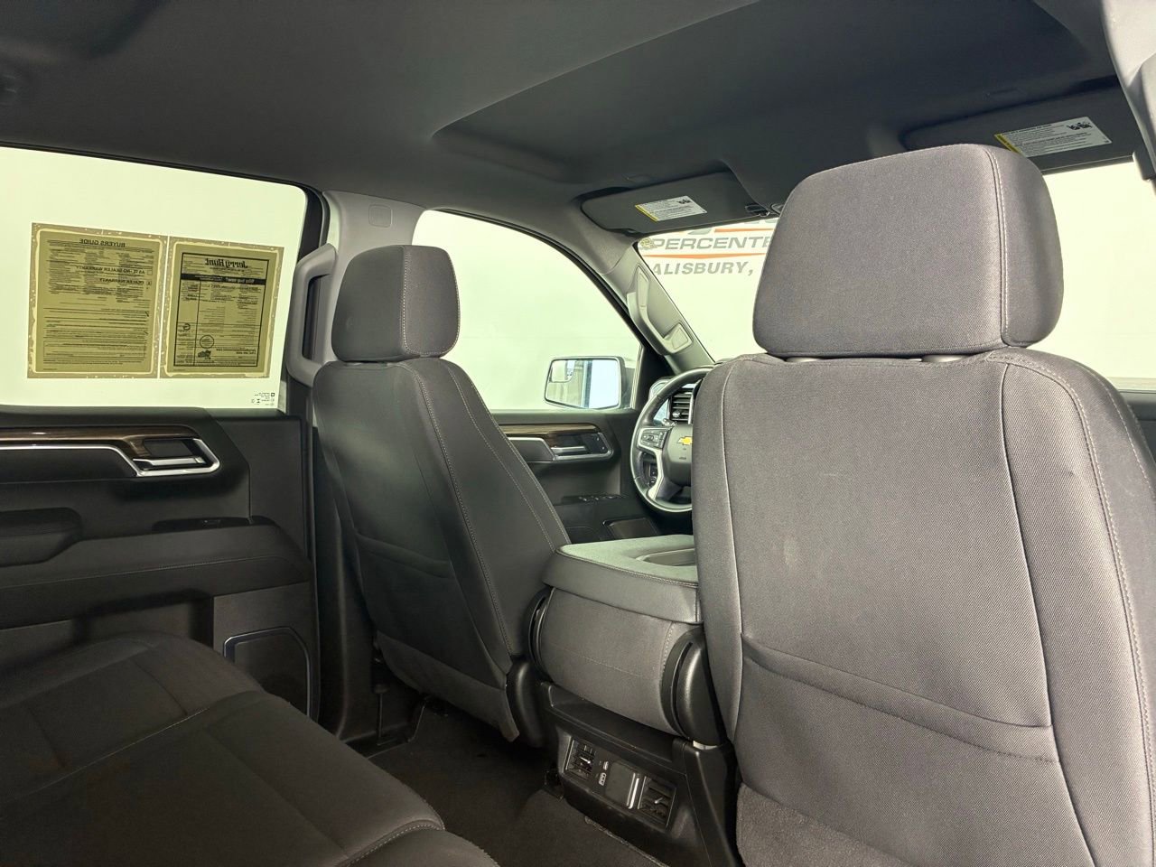 Used 2025 Chevrolet Silverado 1500 LT image 27