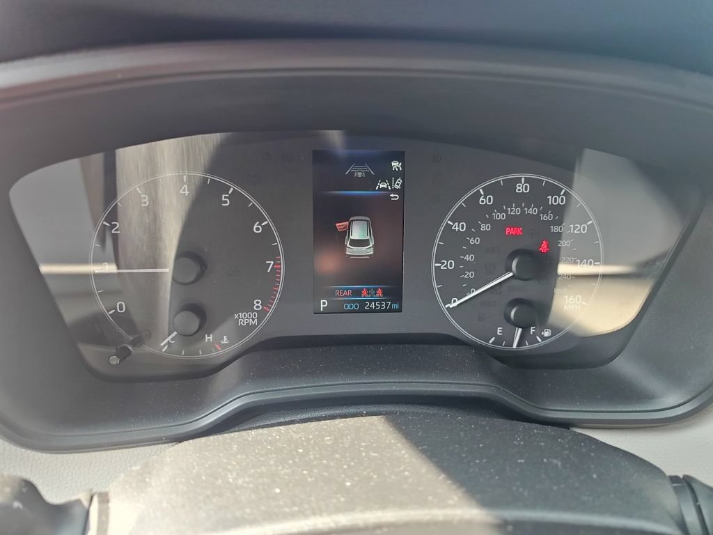 Used 2025 Toyota Corolla Cross L FWD image 7