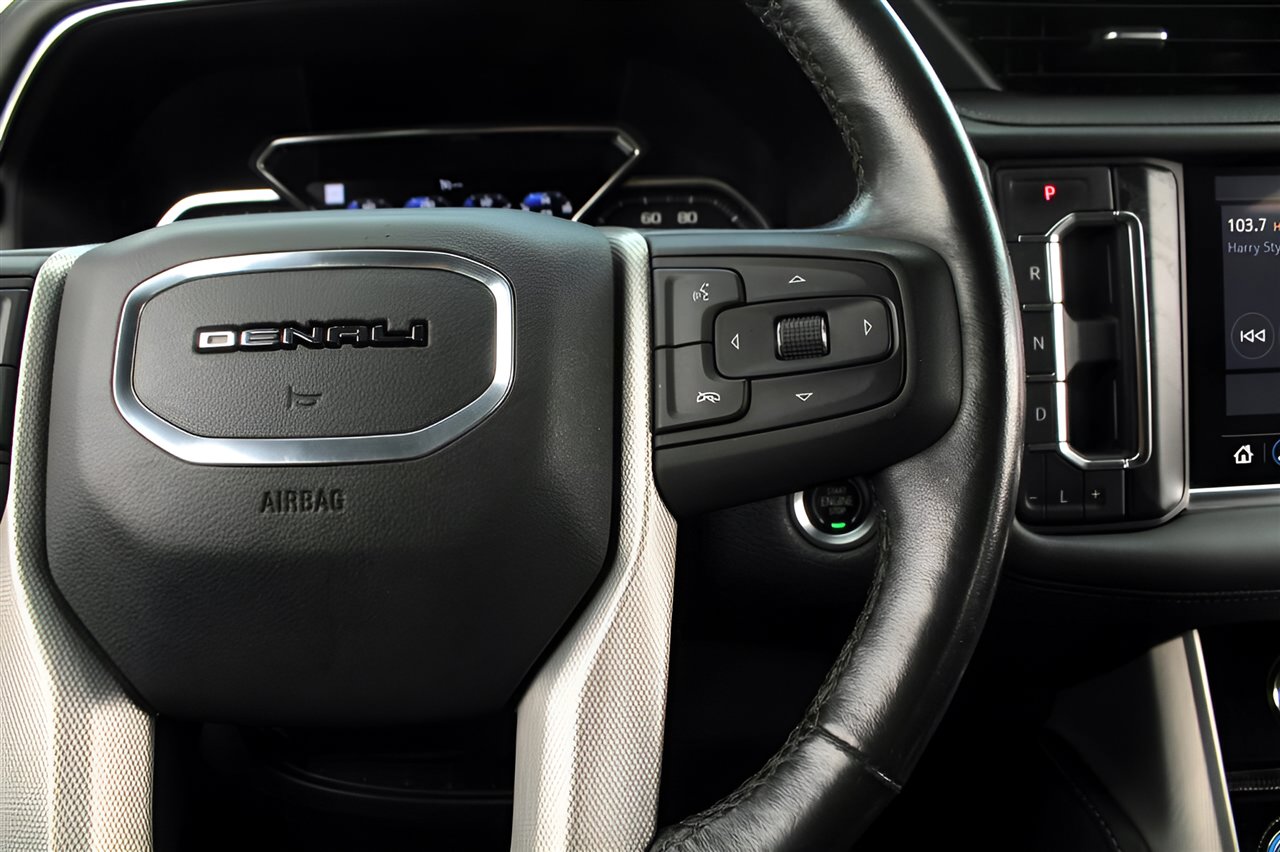 Used 2021 GMC Yukon XL Denali w/ Advanced Technology Package image 29