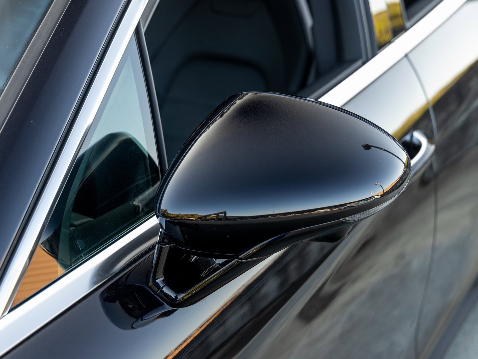 Used 2024 Porsche Panamera 4 image 17