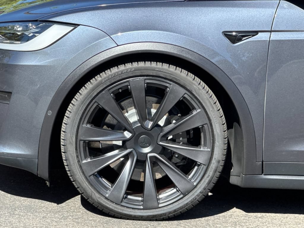 Used 2023 Tesla Model X AWD/4WD image 34