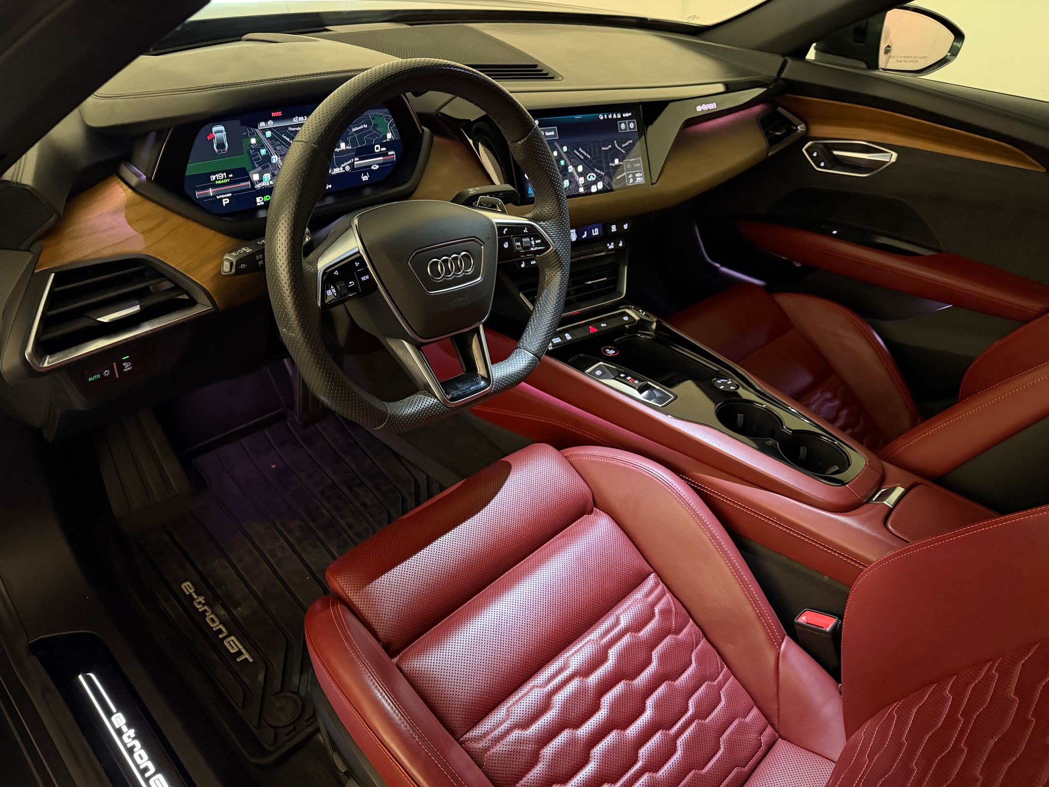 Certified 2024 Audi e-tron GT Premium Plus AWD/4WD image 4