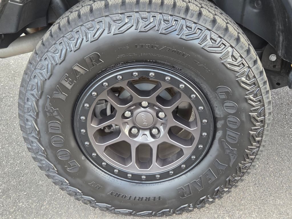 Used 2022 Jeep Wrangler Unlimited Sport AWD/4WD image 10