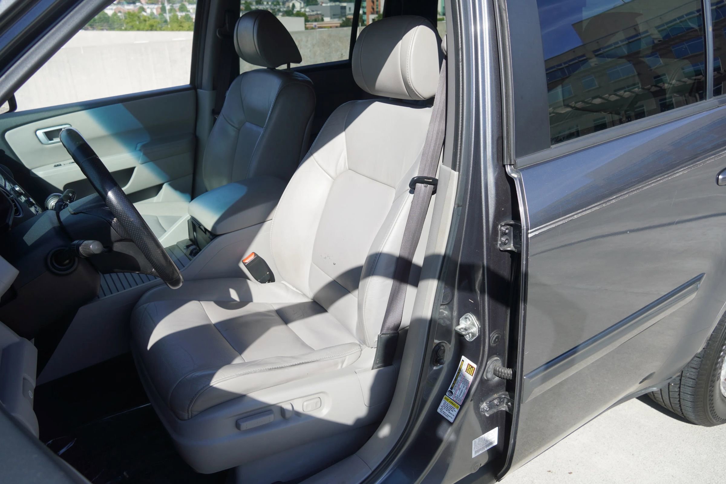 Used 2011 Honda Pilot EX-L image 33