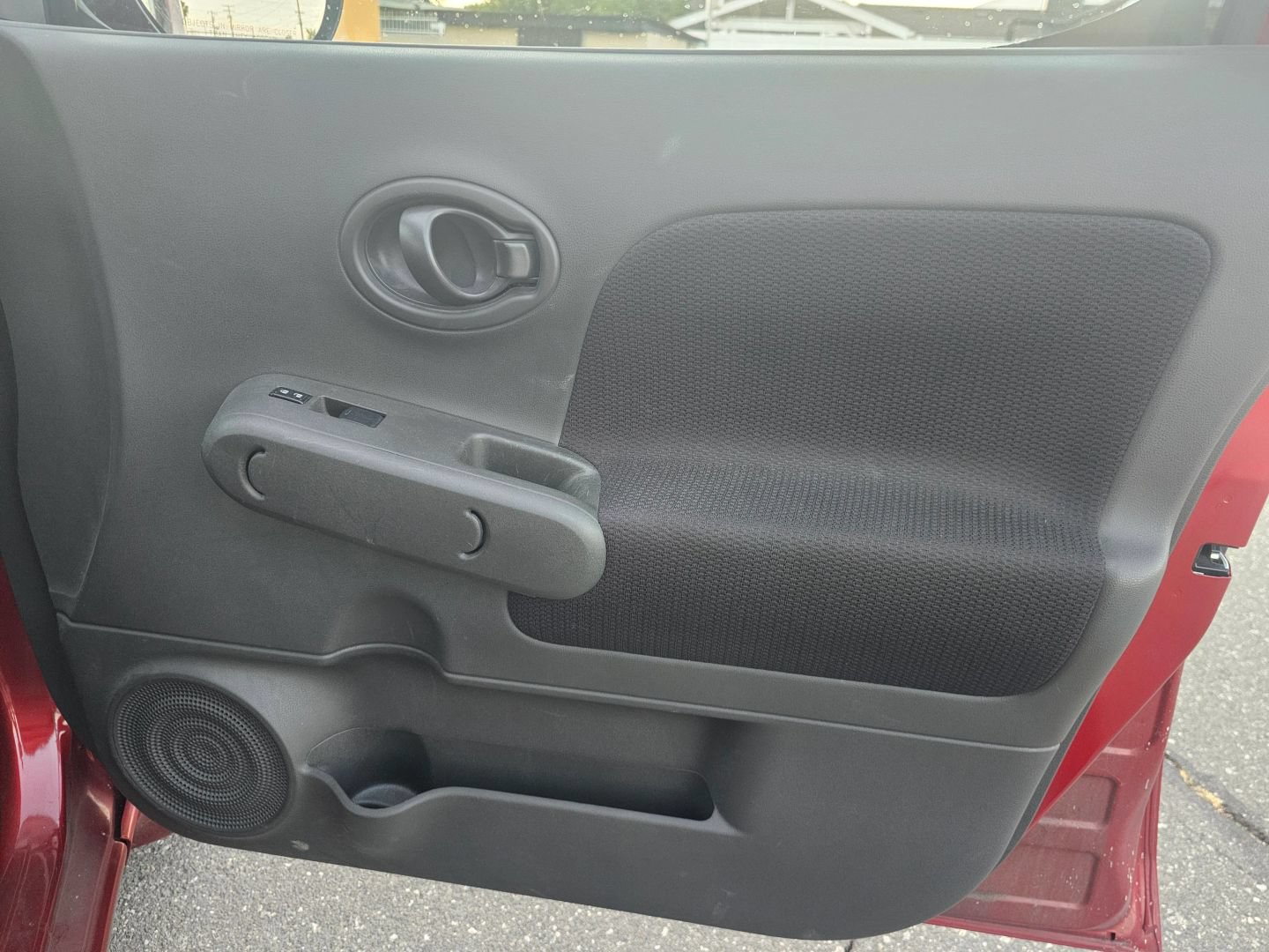 Used 2012 Nissan Cube 1.8 w/ Interior Designer Pkg FWD image 13