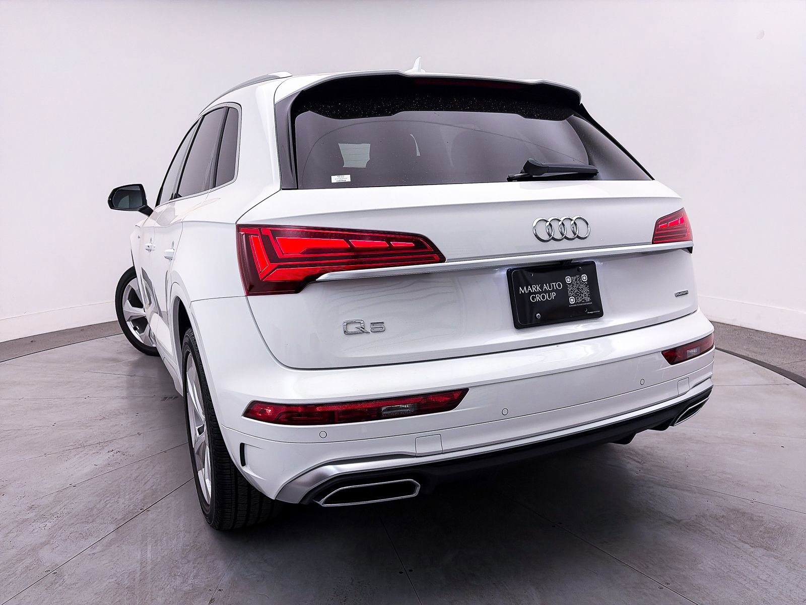 Used 2023 Audi Q5 2.0T Premium Plus AWD/4WD image 10