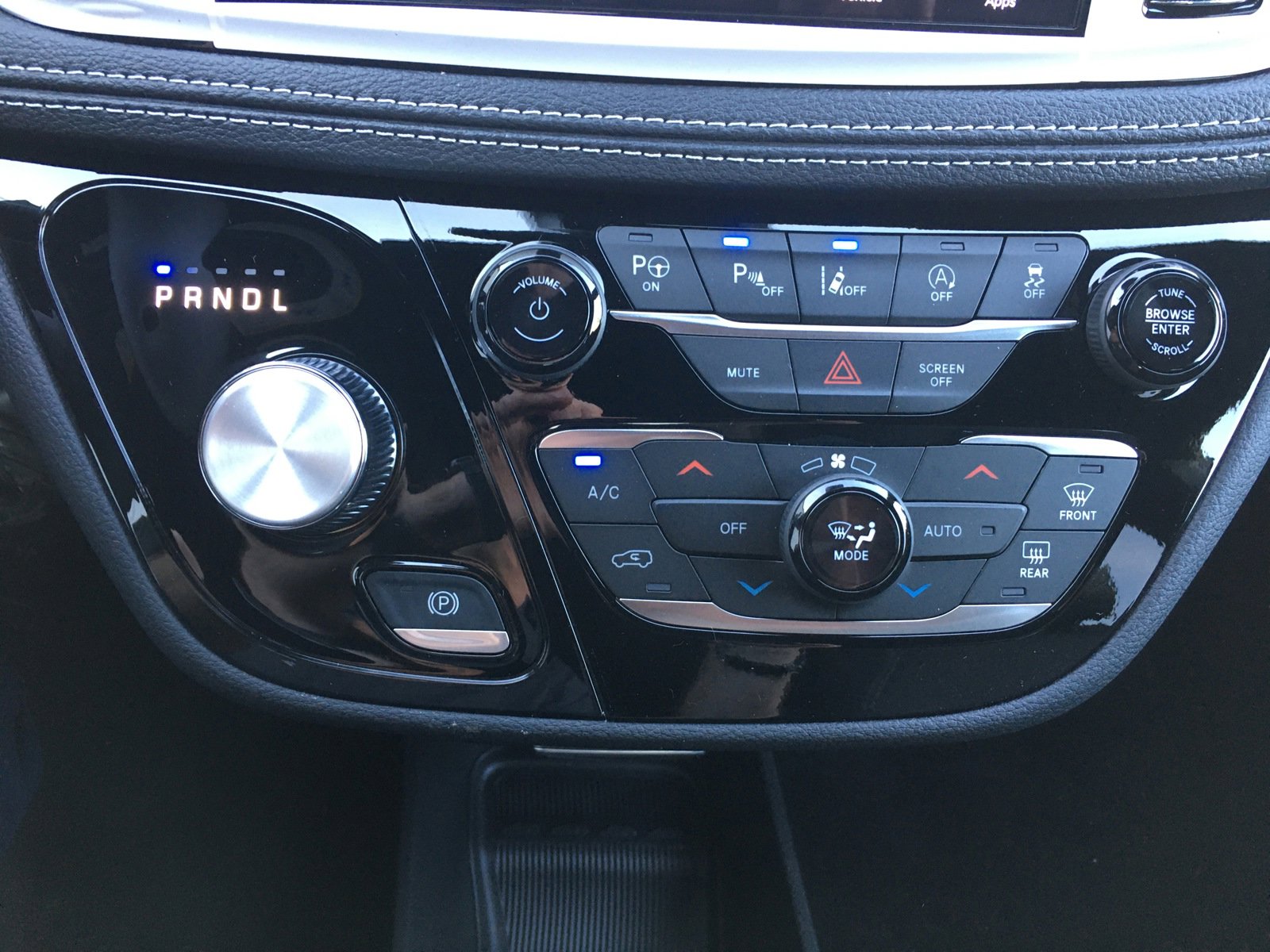 New 2025 Chrysler Pacifica Select image 27