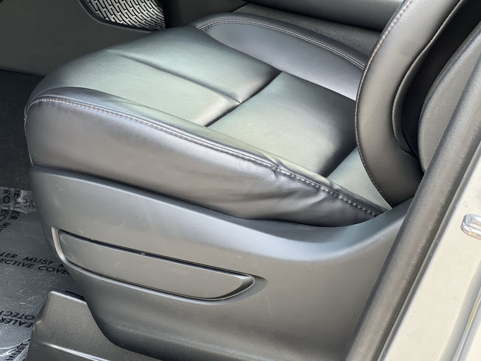 Used 2022 Lincoln Aviator AWD w/ Premium Package image 19