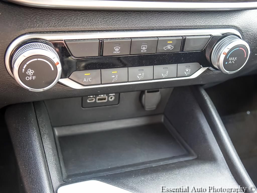 Used 2025 Nissan Altima 2.5 SV FWD image 18