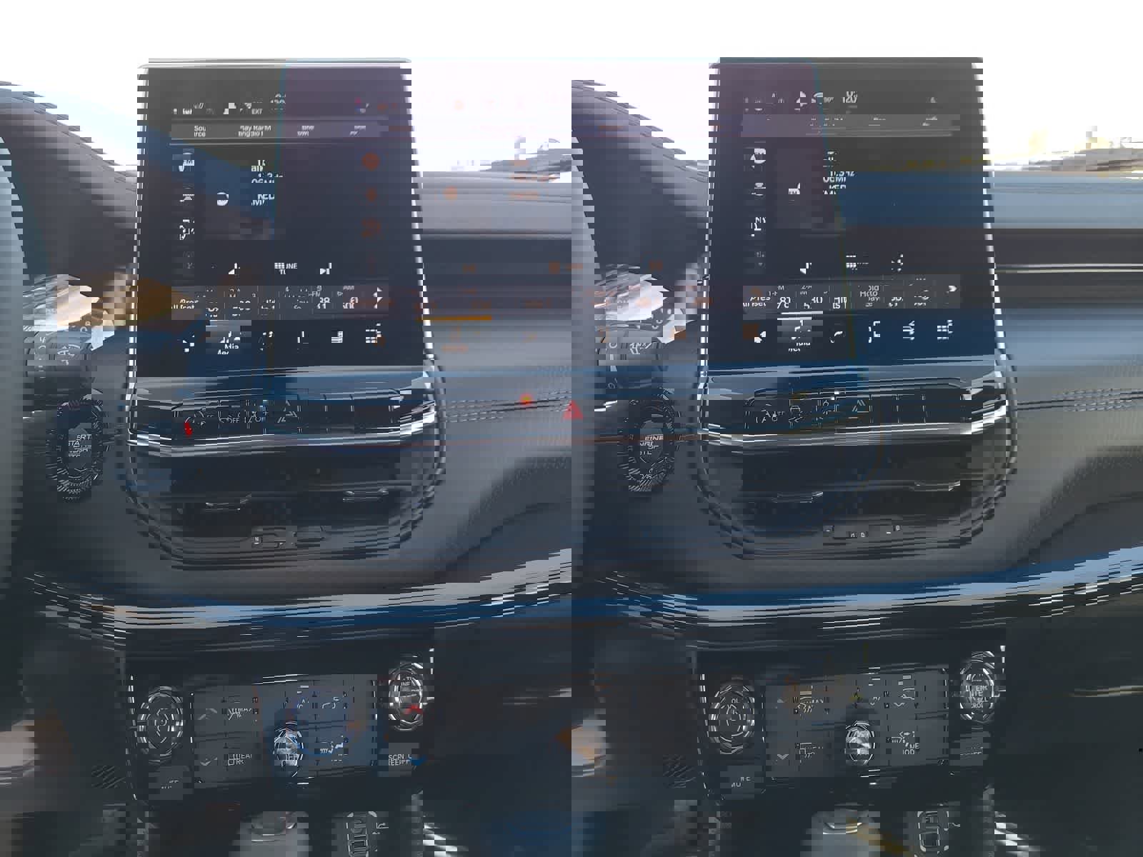 New 2026 Jeep Compass Latitude image 24