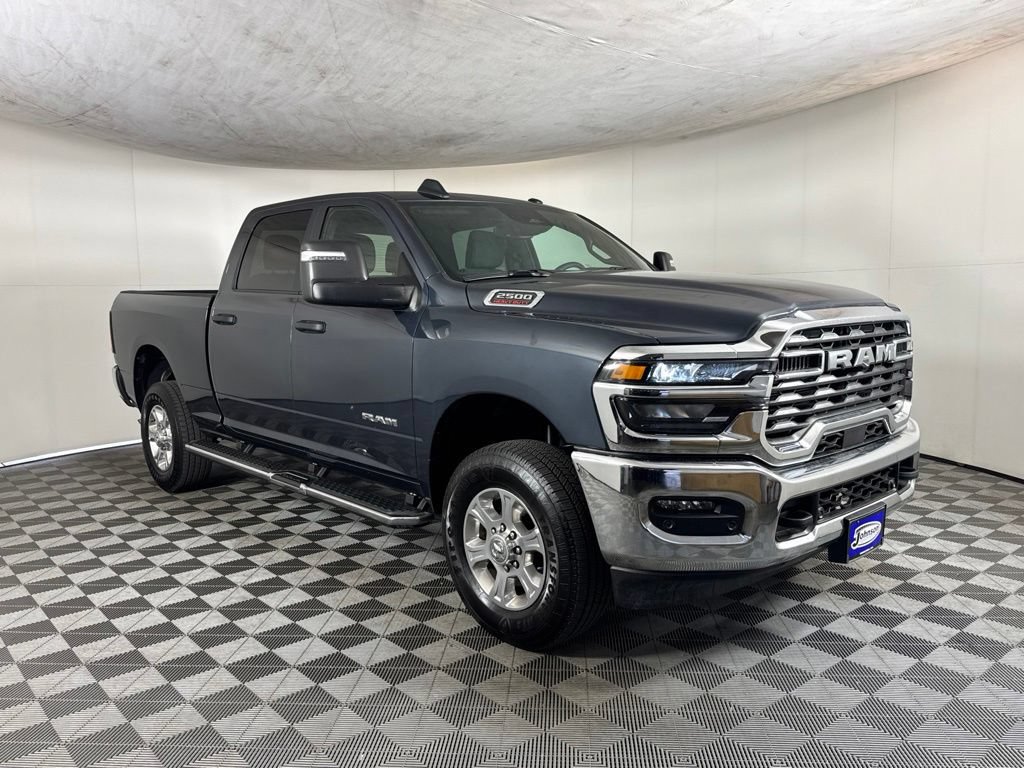 Used 2026 RAM 2500 Big Horn AWD/4WD image 3