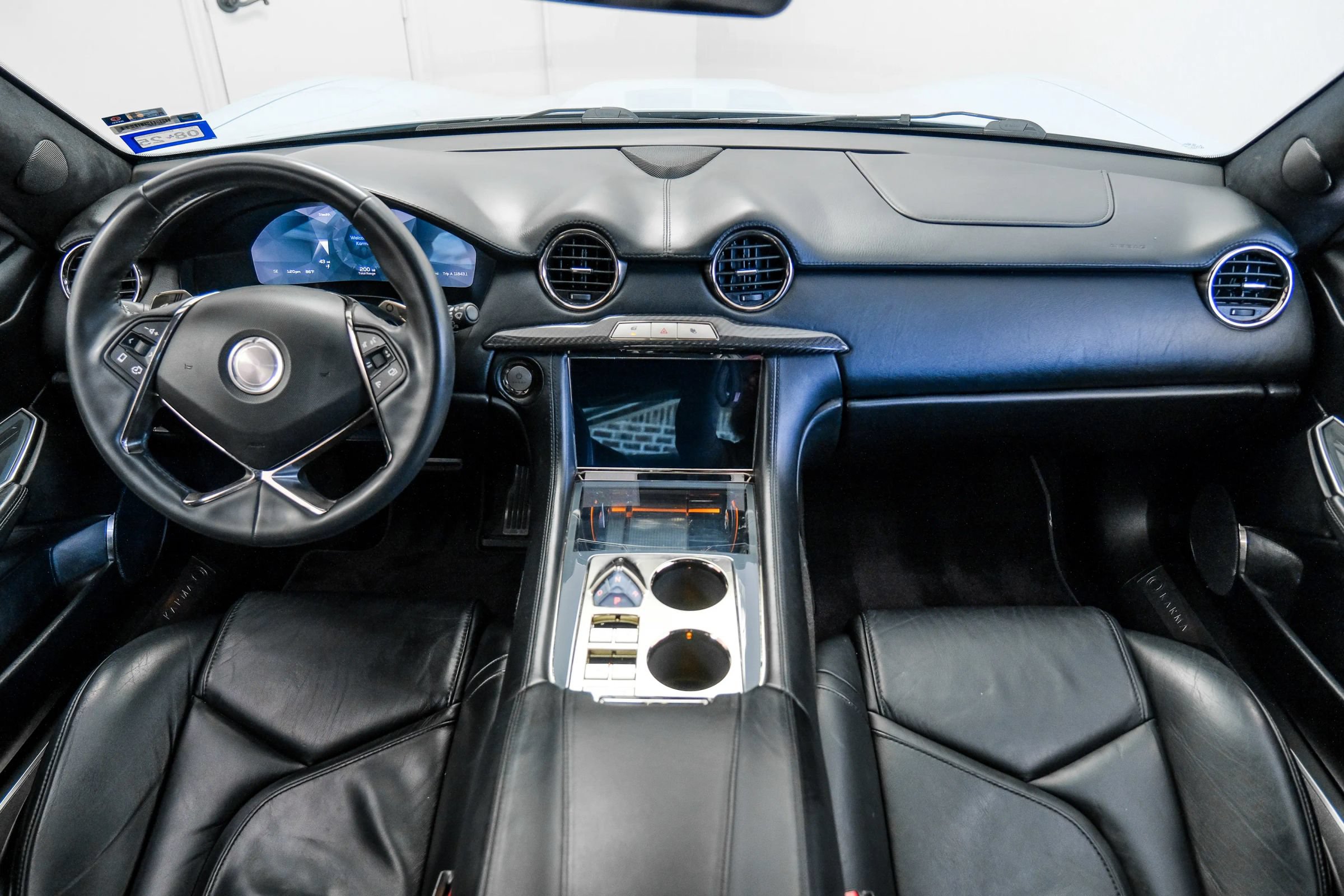 Used 2018 Karma Revero Luxury RWD image 12