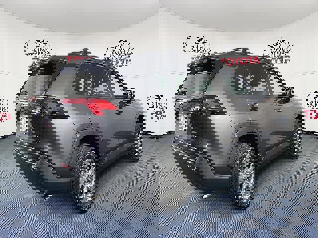 Used 2024 Toyota RAV4 LE image 7