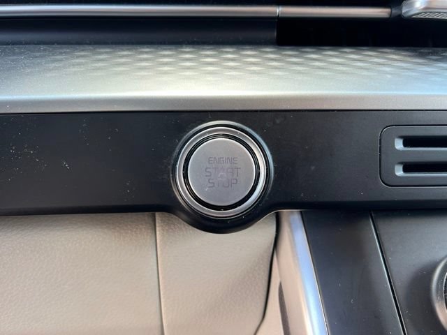 Certified 2022 Kia Carnival LX FWD image 18