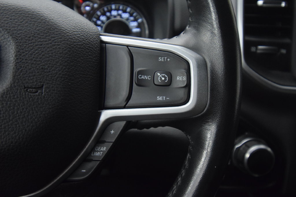 Used 2023 RAM 1500 Big Horn AWD/4WD image 30