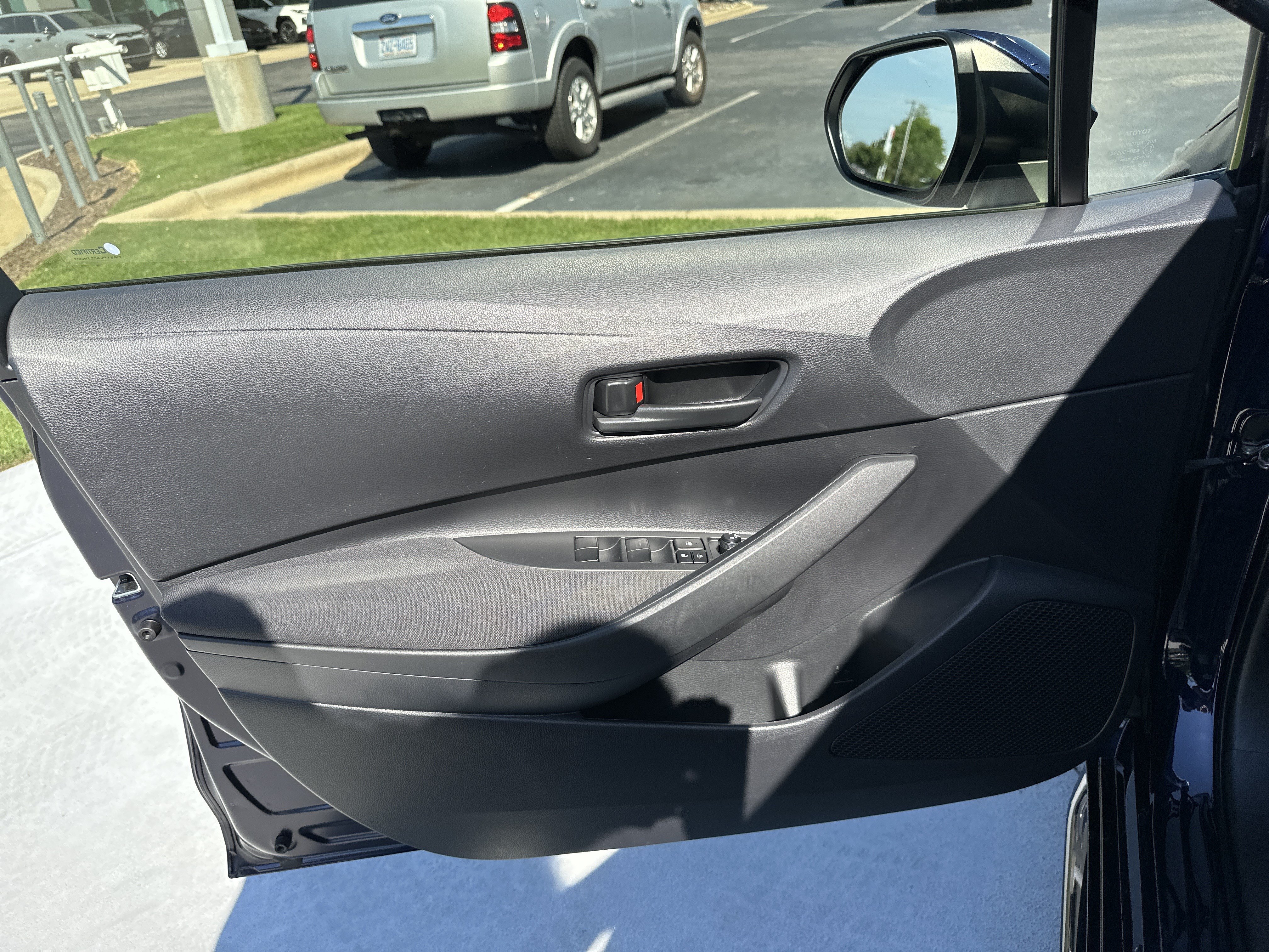 Certified 2022 Toyota Corolla LE FWD image 14
