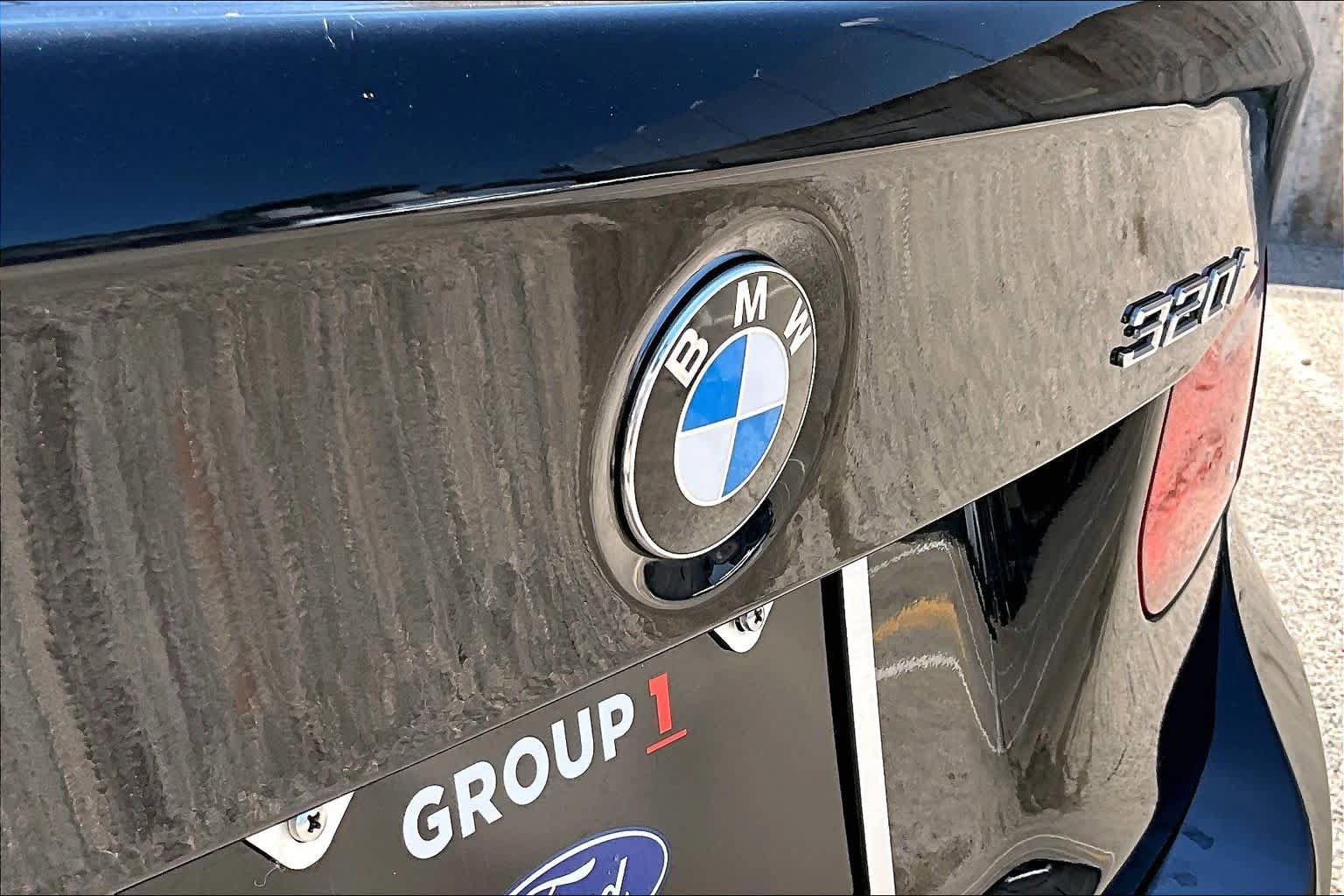 Used 2015 BMW 320i Sedan RWD image 34