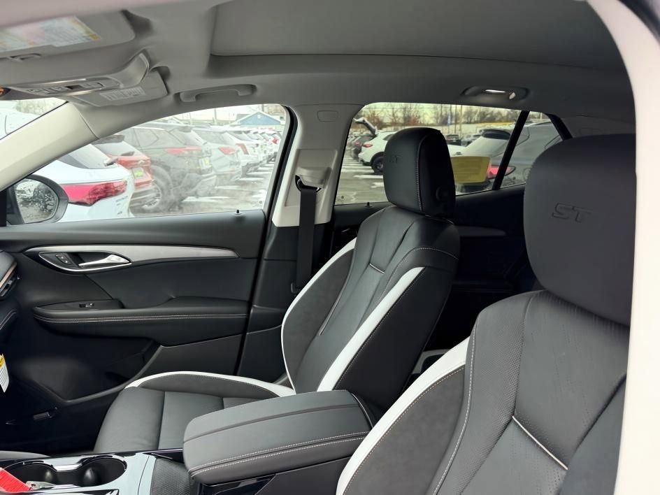 New 2026 Buick Envision Sport Touring image 11