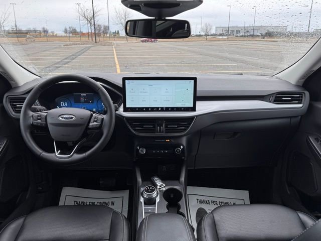 Used 2025 Ford Escape Platinum AWD/4WD image 14
