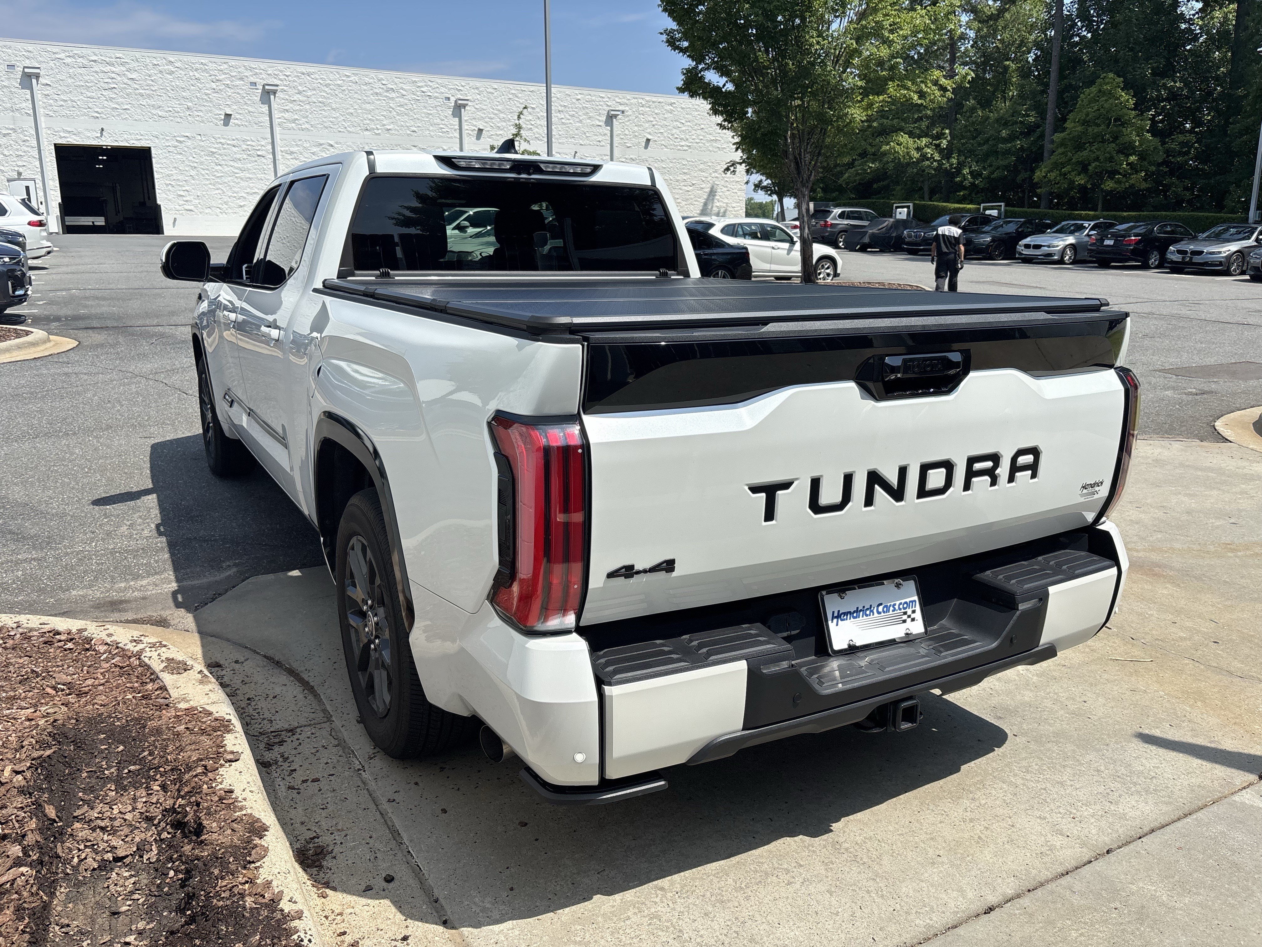 Used 2022 Toyota Tundra Platinum w/ Advanced Package AWD/4WD image 18