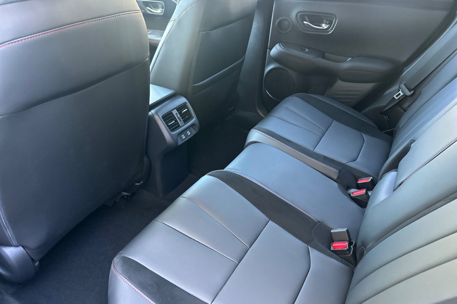 Used 2025 Acura ADX A-Spec FWD image 15