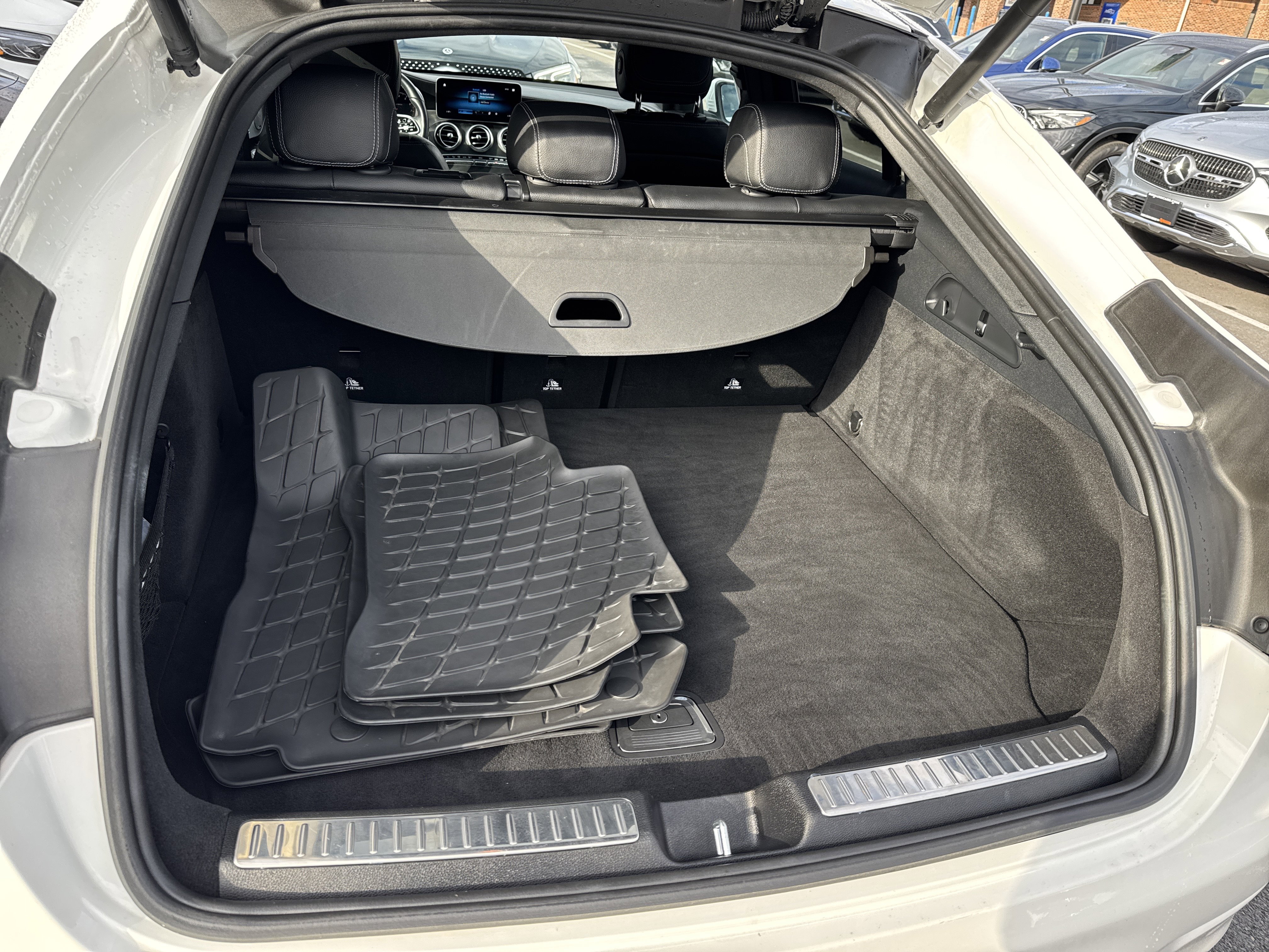 Used 2023 Mercedes-Benz GLC 300 4MATIC Coupe image 26