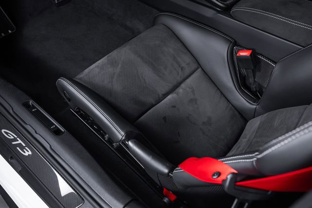 Used 2023 Porsche 911 GT3 RWD image 17
