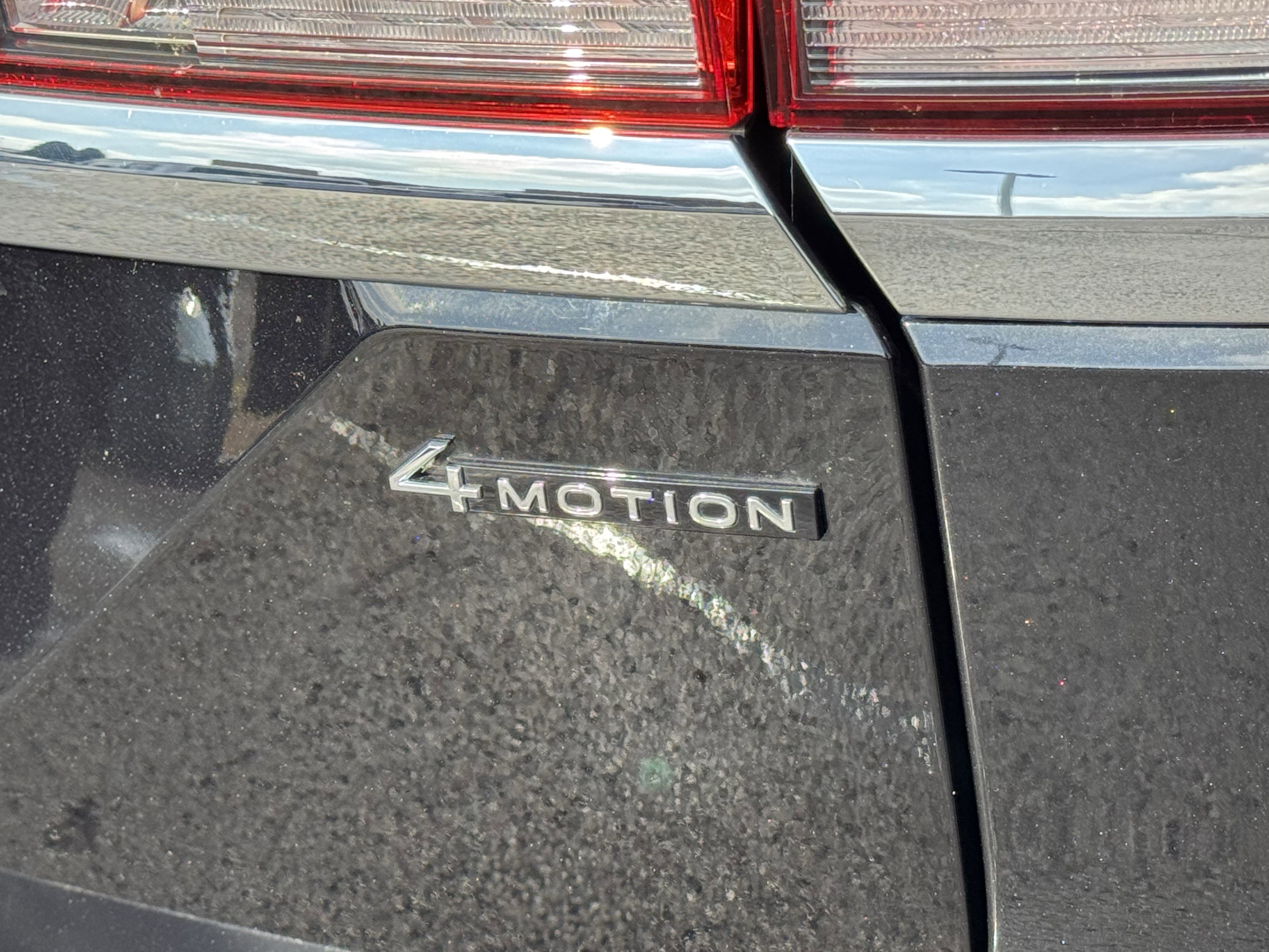 Used 2024 Volkswagen Atlas SEL image 46