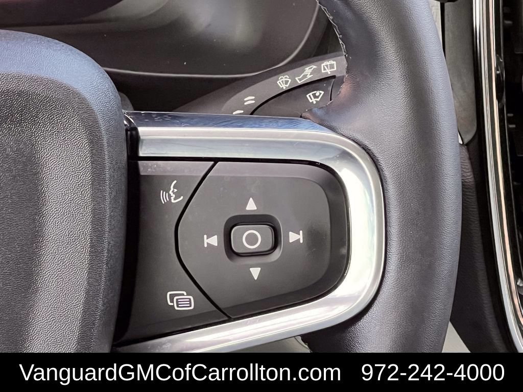 Used 2024 Volvo XC40 B5 Ultimate w/ Protection Package Premier AWD/4WD image 24