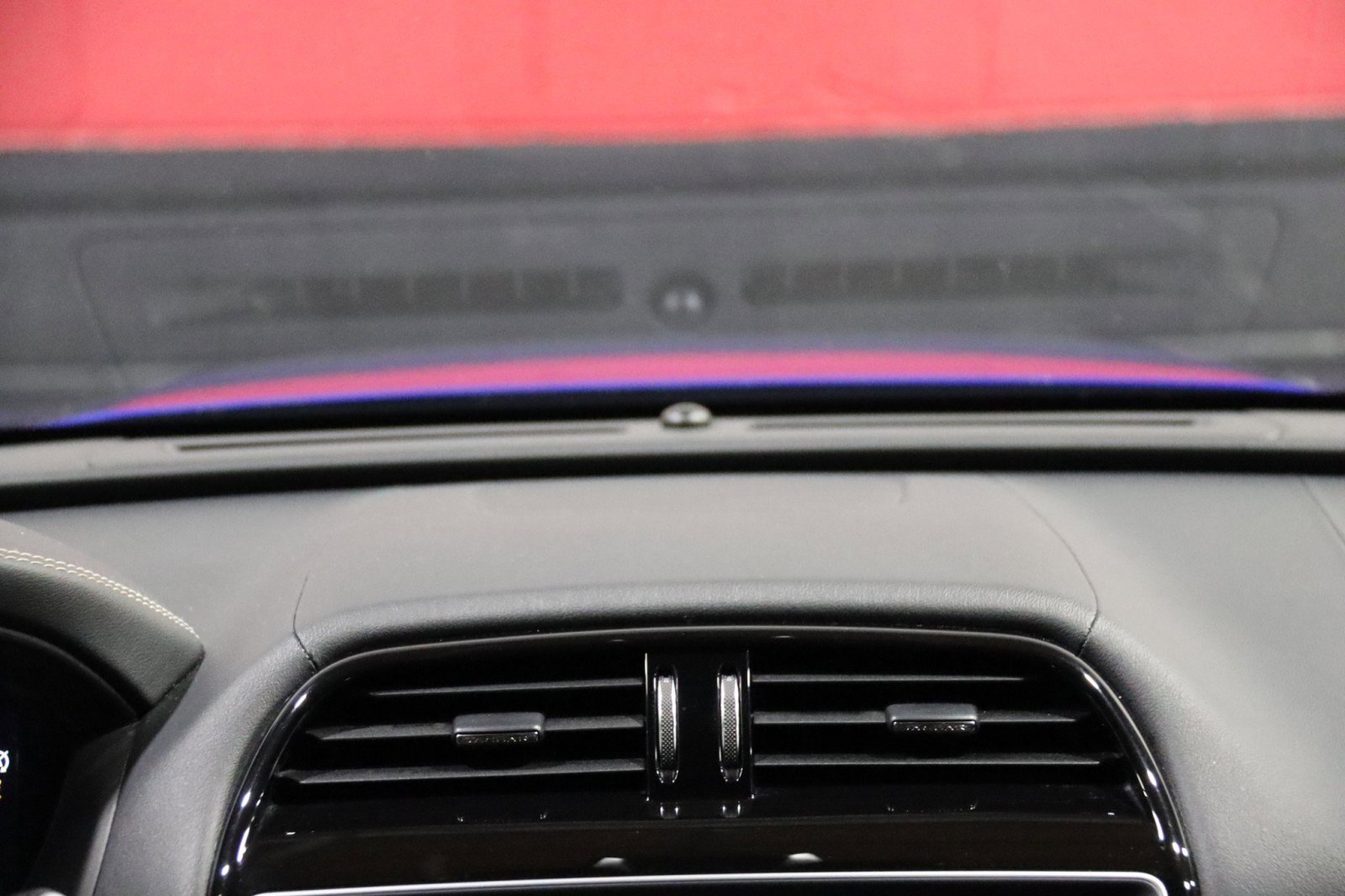 Used 2019 Jaguar F-PACE S image 57