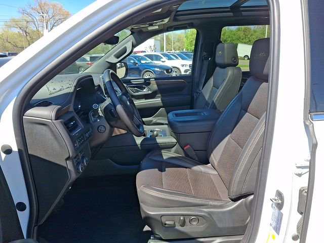 Used 2023 Chevrolet Tahoe High Country image 11