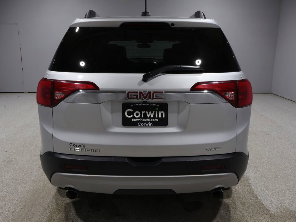 Used 2019 GMC Acadia SLT image 3