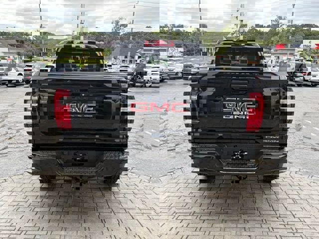 New 2026 GMC Canyon Denali w/ LPO, Denali Black Edition image 9