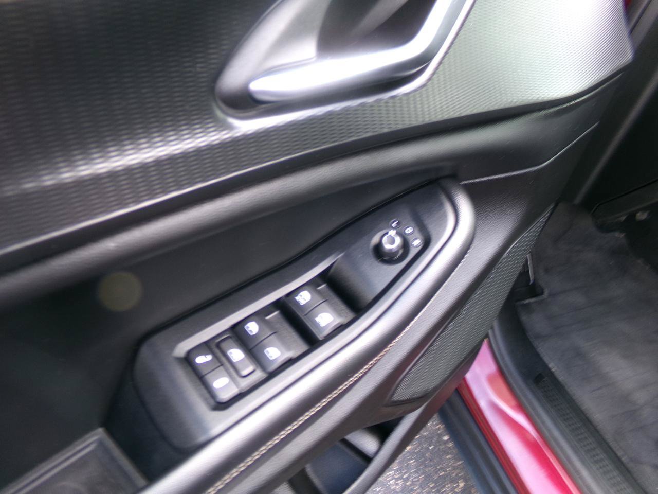 Used 2023 Jeep Grand Cherokee Altitude AWD/4WD image 11