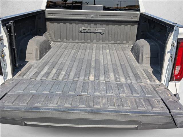 Used 2021 GMC Sierra 1500 AT4 w/ AT4 Preferred Package AWD/4WD image 11