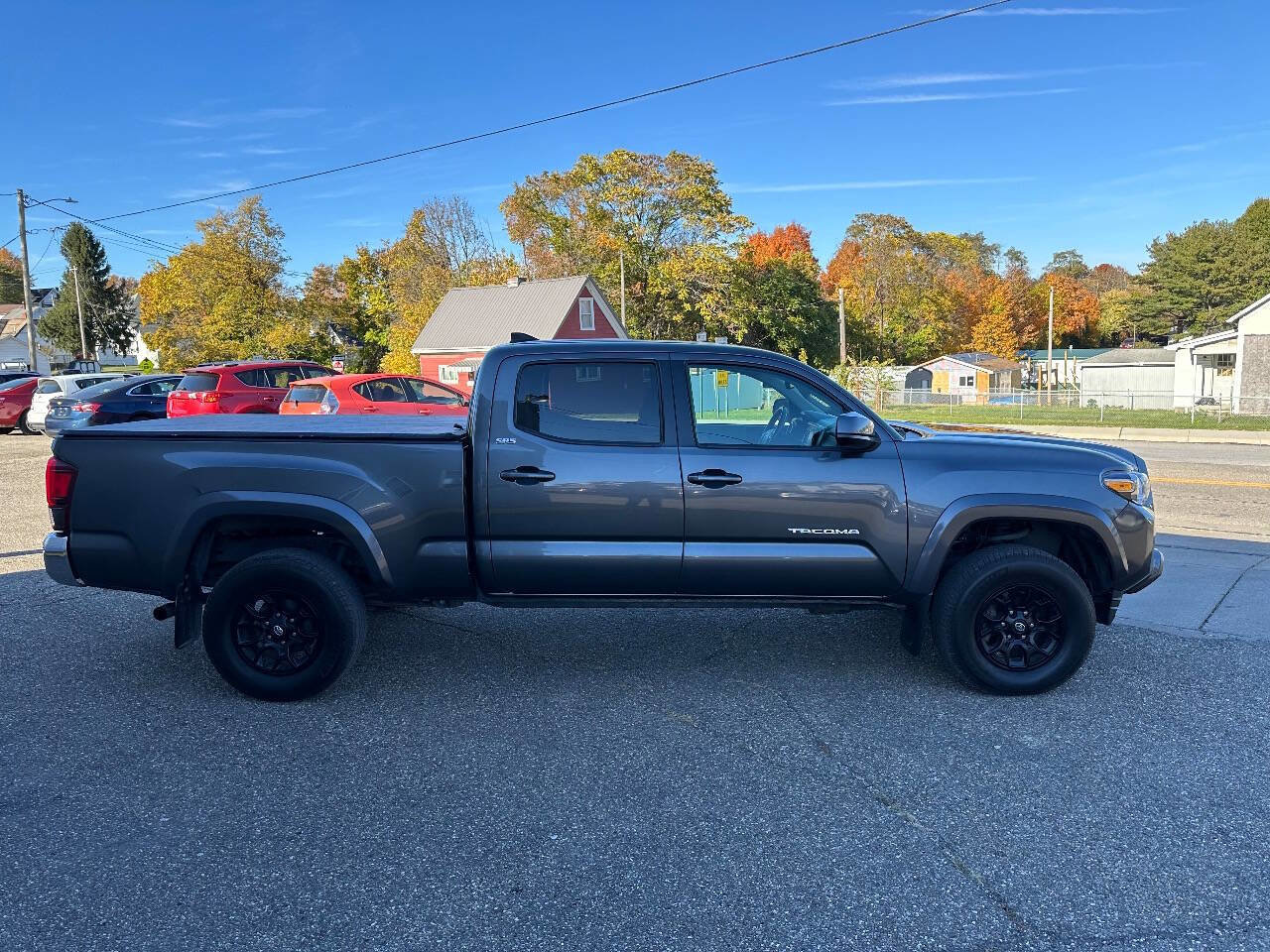 Used 2019 Toyota Tacoma SR5 image 8