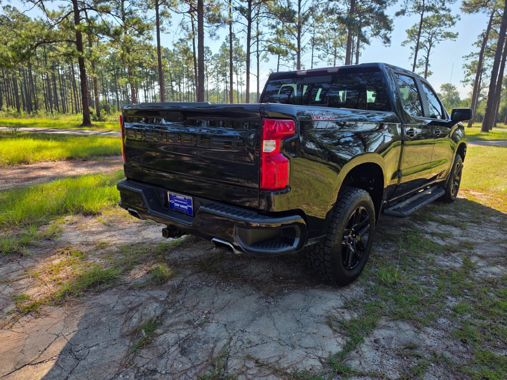Used 2021 Chevrolet Silverado 1500 LT Trail Boss w/ Convenience Package II AWD/4WD image 5