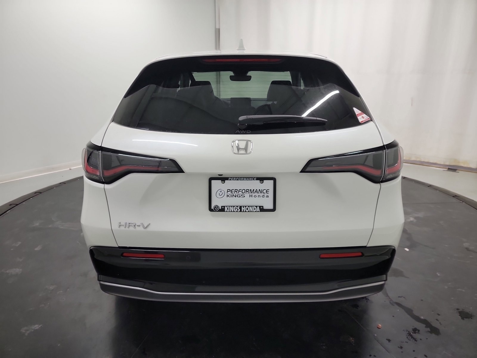 Used 2025 Honda HR-V EX-L image 8
