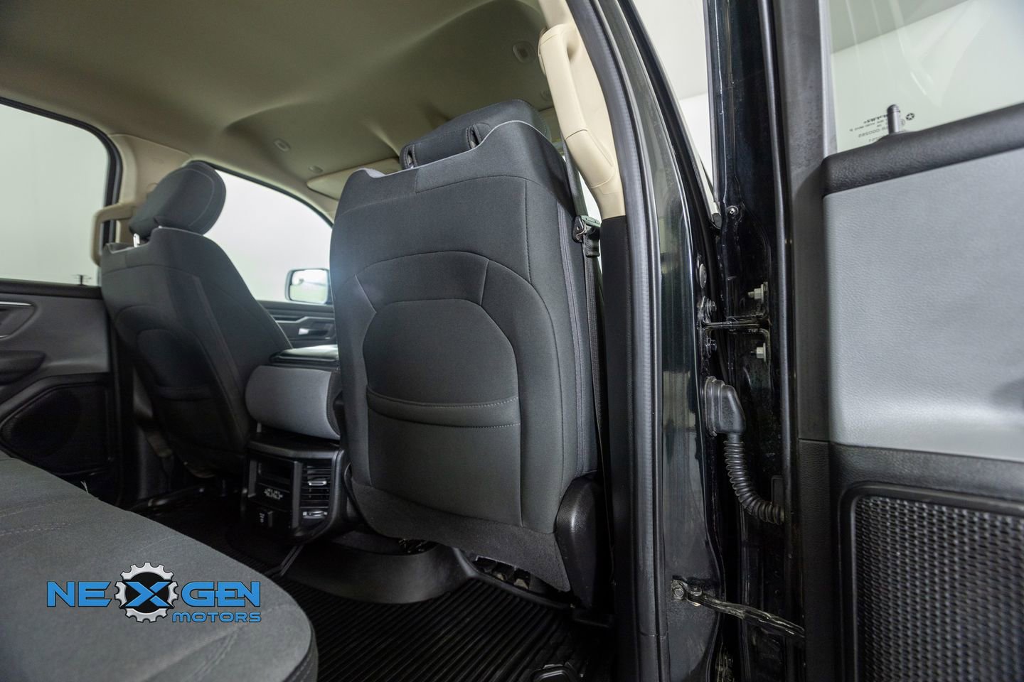 Used 2019 RAM 1500 Big Horn image 33