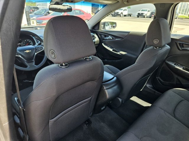 Used 2021 Chevrolet Malibu LS w/ LPO, Convenience Package 1 FWD image 19