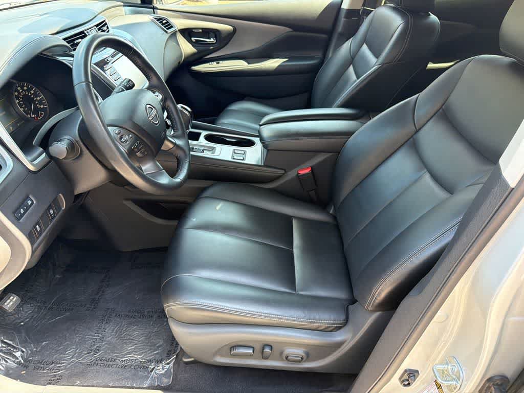 Used 2023 Nissan Murano SV AWD/4WD image 10